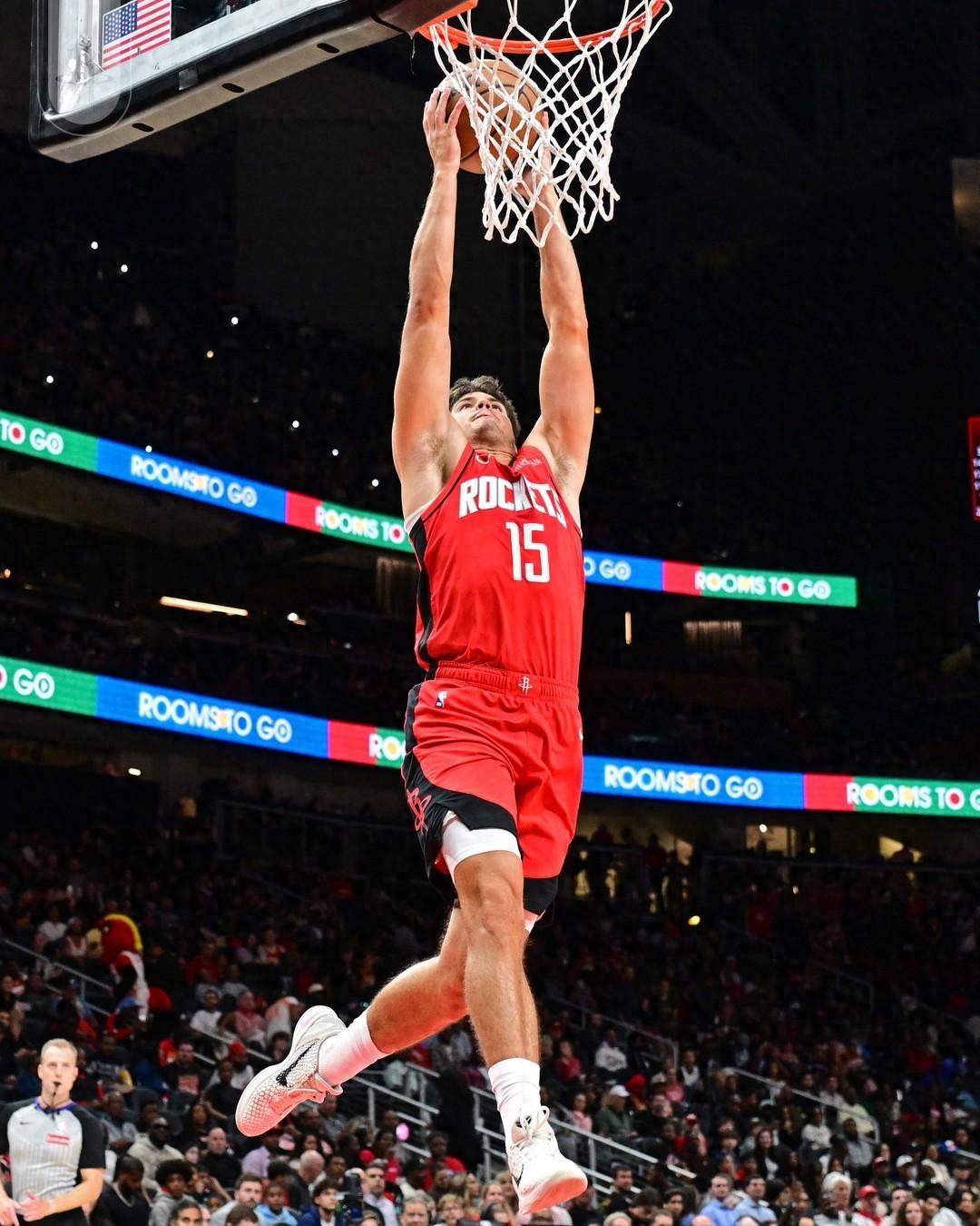 火箭季前赛大胜老鹰：谢泼德29+6闪耀，新赛季或成黑马