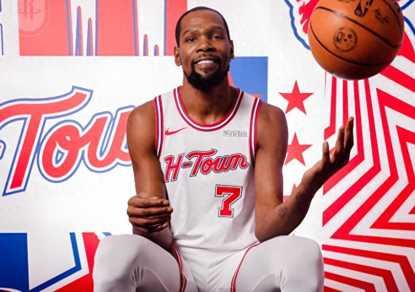 杜兰特降薪续约火箭：两年9000万背后的战略与未来