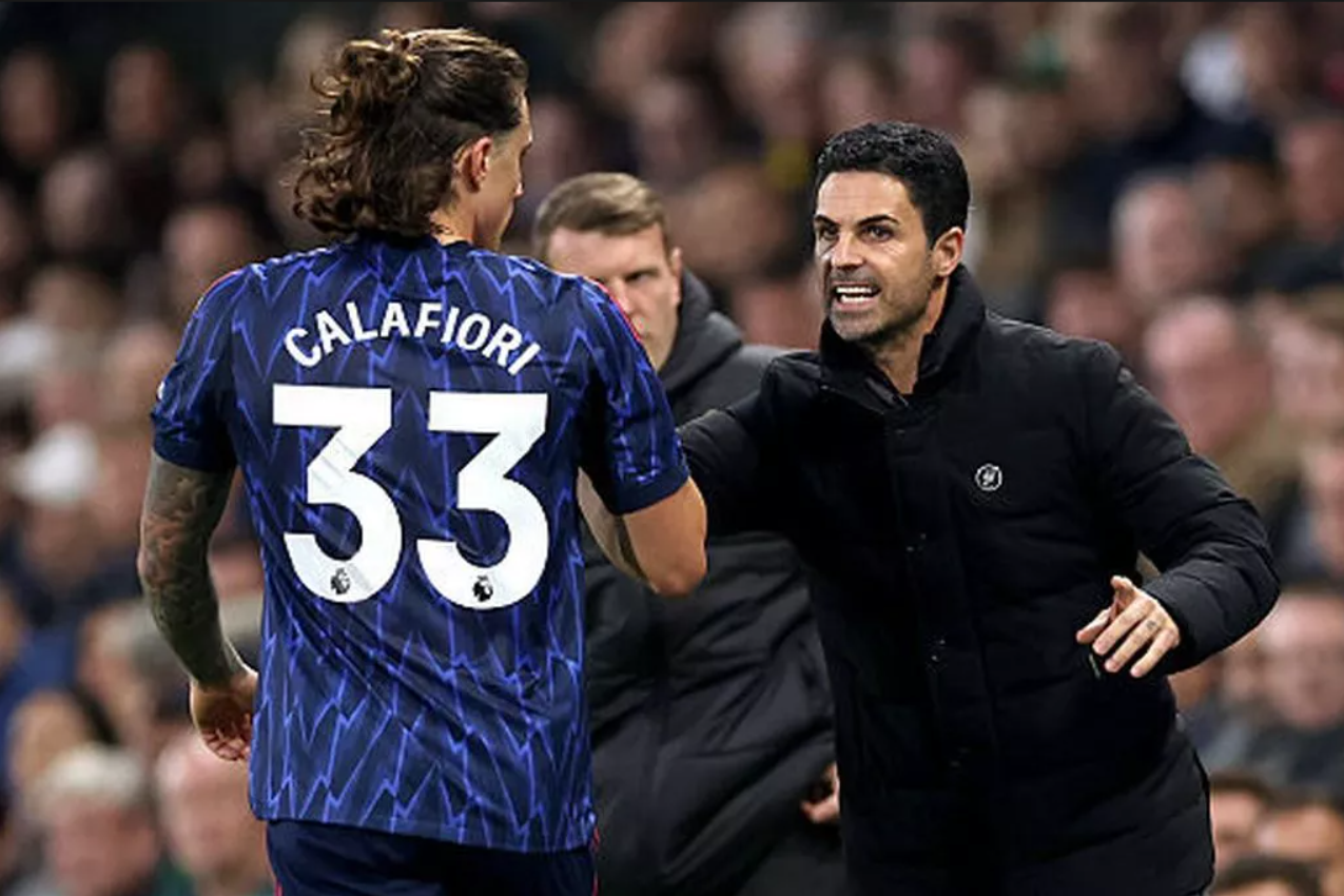 卡拉菲奥里揭秘：场上多变位置背后的战术需求