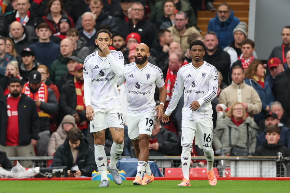 曼联双红会逆袭！阿莫林破咒稳固帅位，斯洛特战术革新遇挫