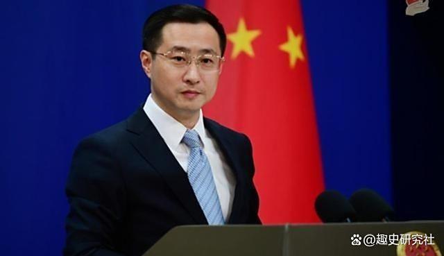 不许反击菲律宾，美威胁对华“动武”，中方两句回应尽显大国风范