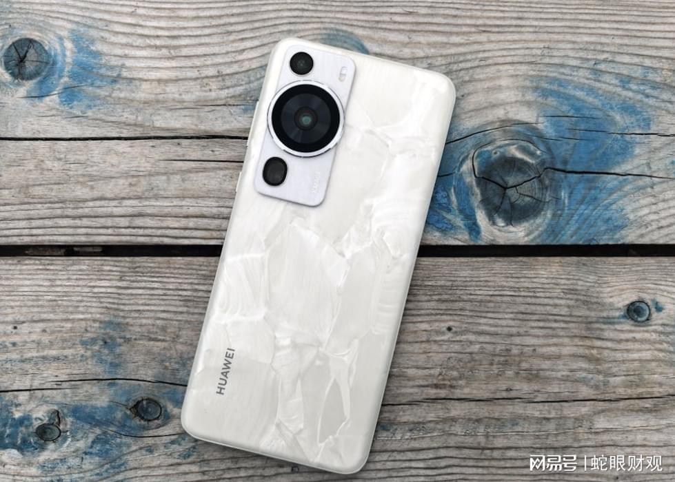 鸿蒙5.1升级遭遇兼容性危机，华为如何破局？