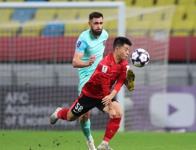 亚冠精英赛：胡荷韬伤退 成都蓉城0-2不敌柔佛DT