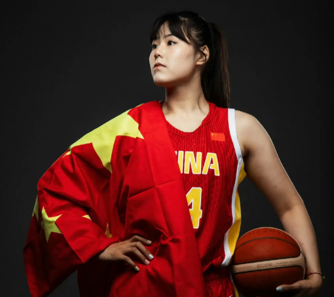 李月汝退出全运会引争议：责任与感恩的体育精神之辩