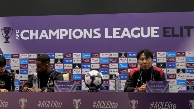 首尔主帅金基东：中超依赖外援，K联赛强调团队协作