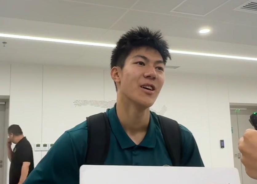 张瑷晖：校园足球走向职业的未来之星