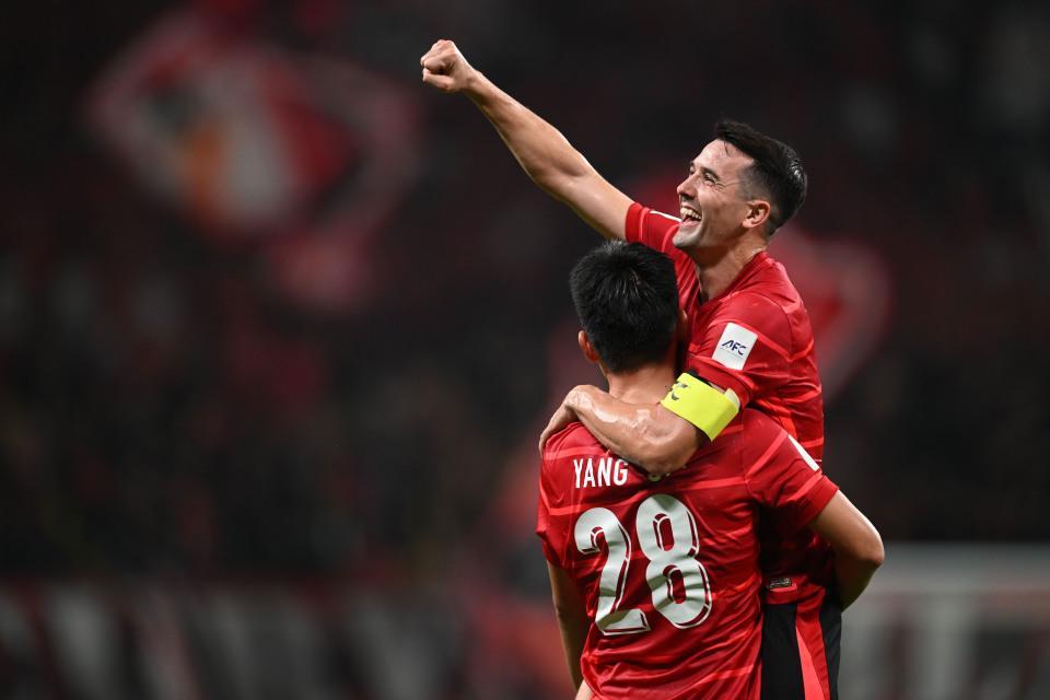 亚冠精英赛蓉城首发大调整！徐正源轮换8人，周定洋回归战柔佛