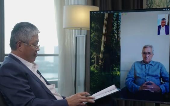 伊万谈单双后腰战术：教练组深入讨论，自主权助力决策