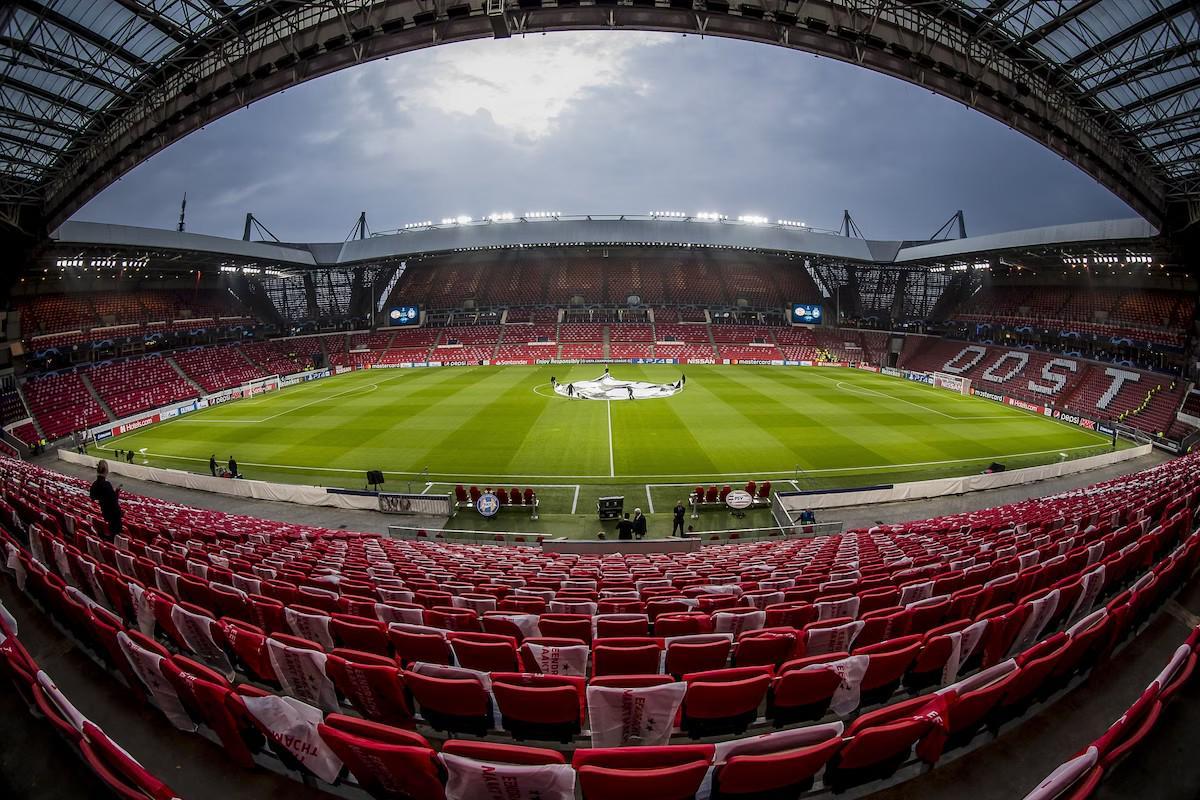 欧冠激战前夕：180名那不勒斯球迷埃因霍温被捕，赛事风险升级