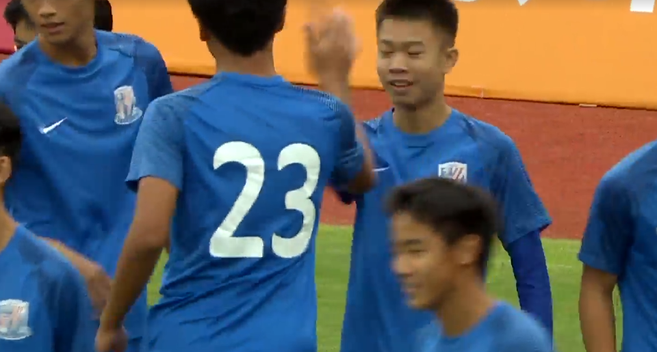 申花U14梦幻开局！37秒闪击，3分钟2球，里昂被打懵