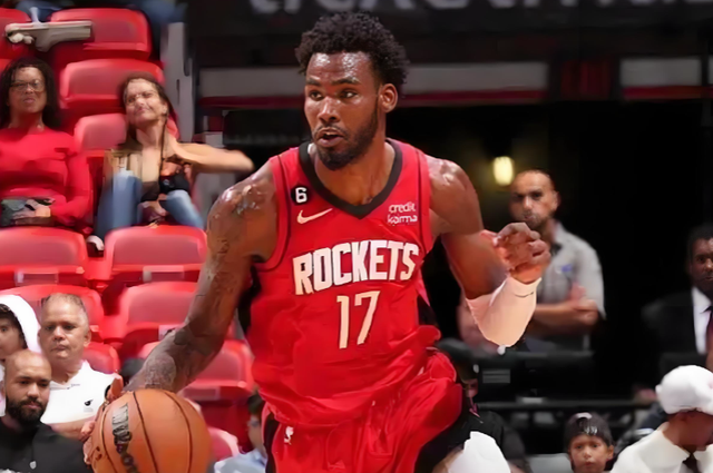 火箭未续约塔里·伊森引热议：2000万年薪到底值不值？