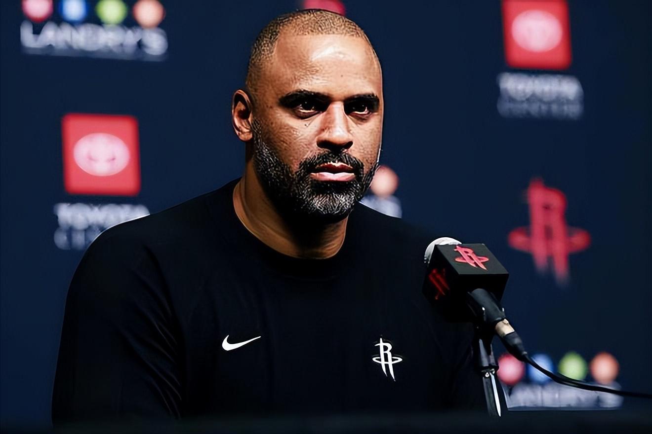 火箭主帅乌度卡：申京转型四号位优势显著，杜兰特续约激励年轻球员