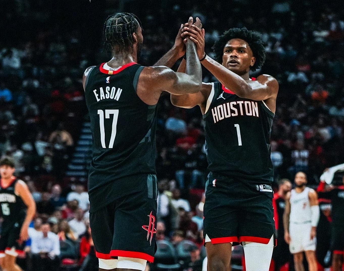 火箭续约危机：4年1亿与5年1.25亿重磅签约后，伊森去留成谜