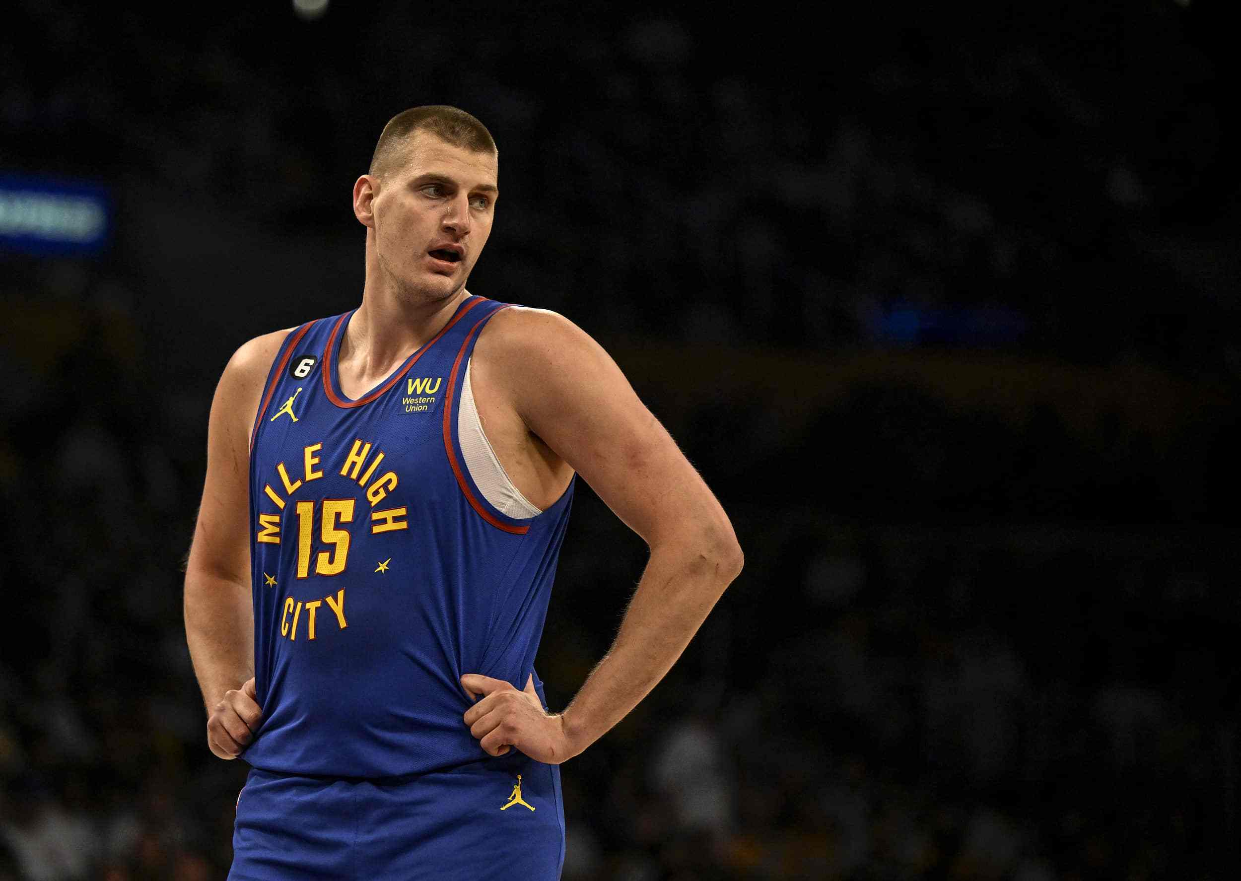 ESPN专家团新赛季预测：雷霆总冠军呼声高，约基奇MVP领跑