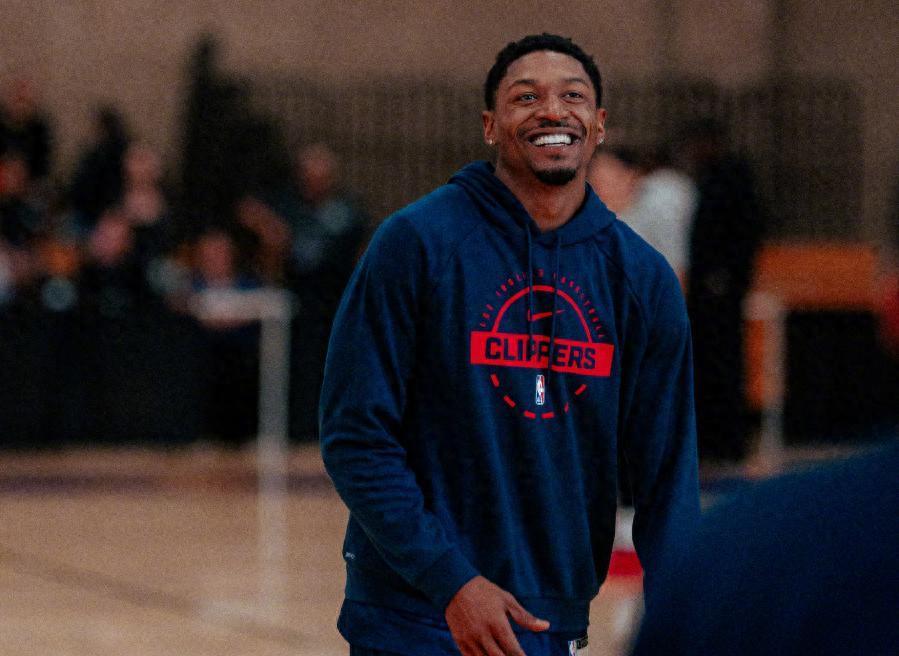 快船险胜勇士！库里20+5难救主，哈登比尔领衔豪华阵容