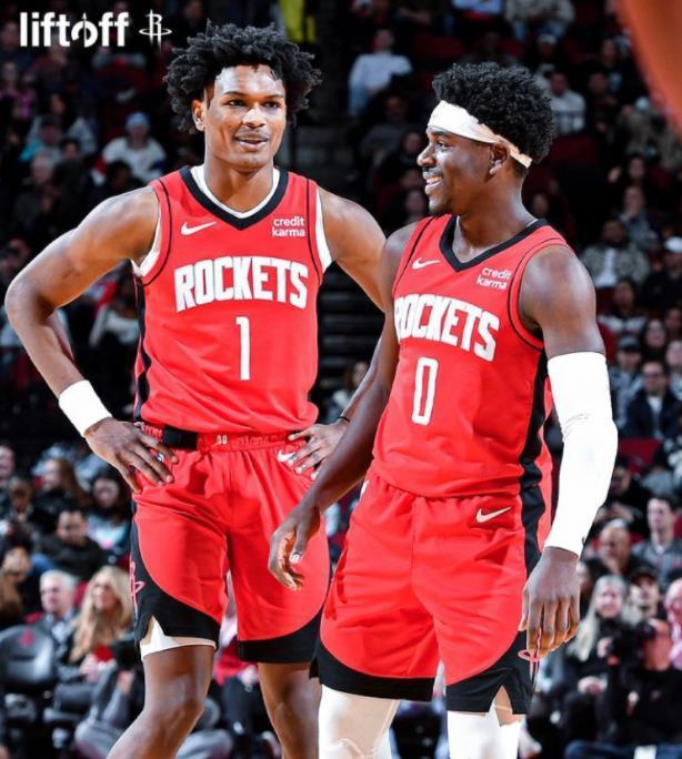 场均8助攻！火箭中锋申京转型控卫，自称能胜任5个位置