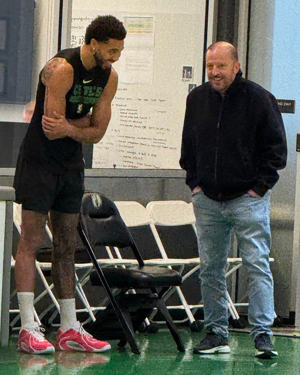 布朗谈锡伯杜到访：输尼克斯刺痛，其经验助力凯尔特人成长