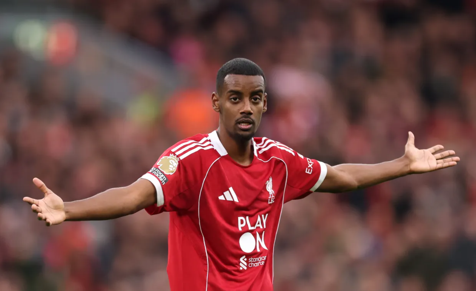 帕杜质疑：伊萨克转会利物浦能否避免托雷斯式困境？