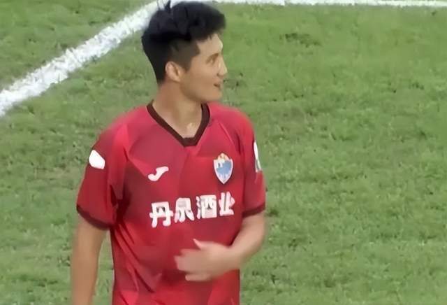 24岁前锋费尔南多中乙狂轰24球破纪录，或成下一个武磊？