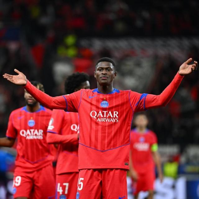 王勤伯深度解析:巴黎圣日耳曼10打10如何狂胜对手