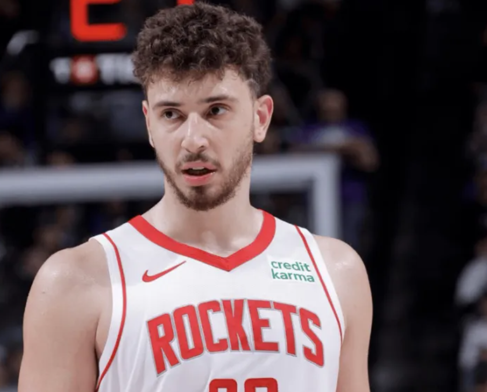 火箭124-125惜败雷霆：申京闪耀，替补、亚当斯与一号位成隐忧