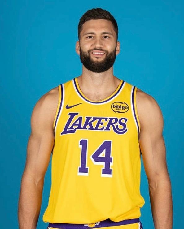 湖人再遇伤病潮：克勒贝尔斜方肌拉伤缺席，赛季初期阵容告急