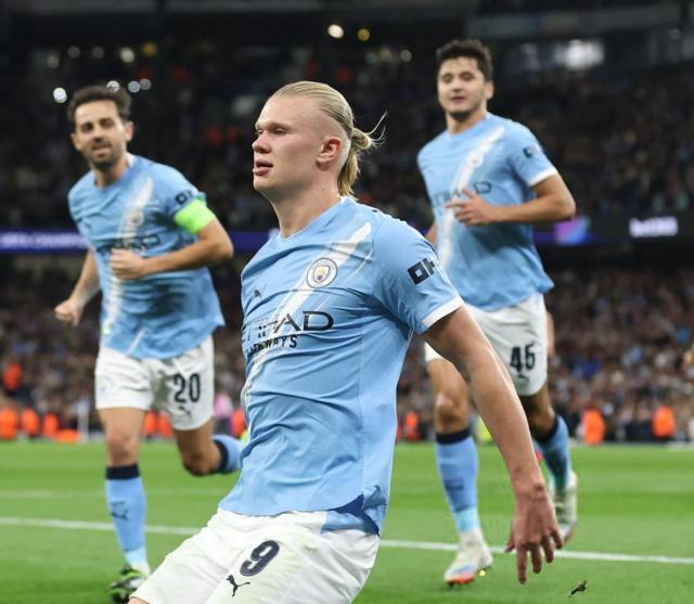 欧冠战报：哈兰德12场22球创纪录，曼城客场2-0力克黄潜