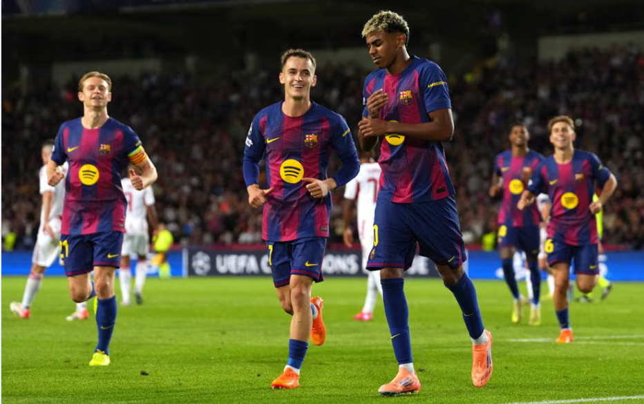 欧冠狂欢夜：巴萨巴黎国米齐奏凯歌，意甲冠军那不勒斯惨败