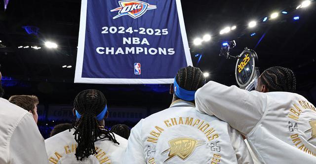 亚历山大回忆冠军旗升起时刻：超现实体验将铭记一生