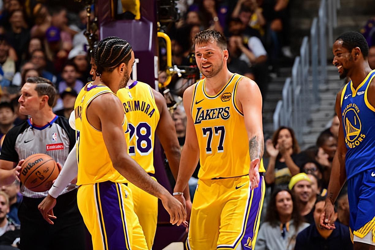 湖人后场大将文森特常规赛首战表现低迷，令人失望