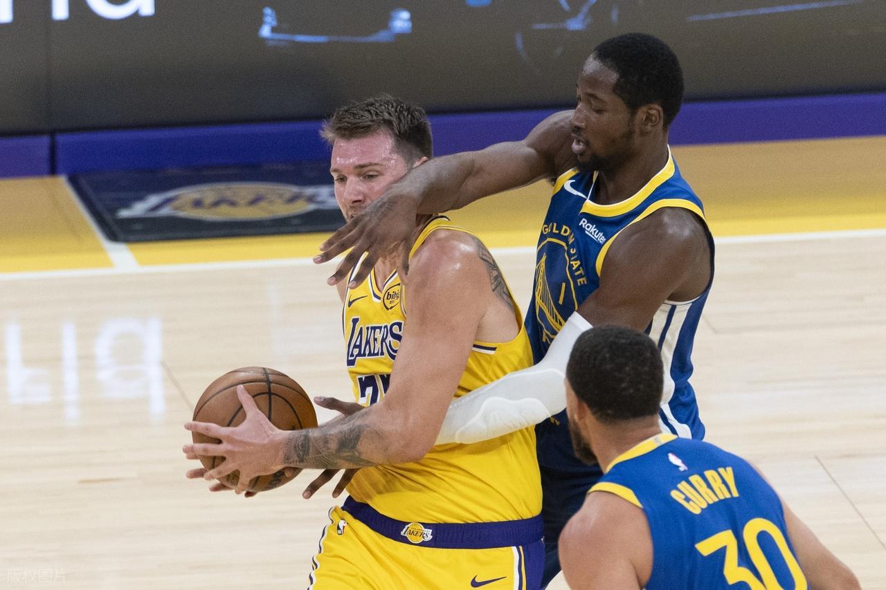 勇士湖人末节决战时刻