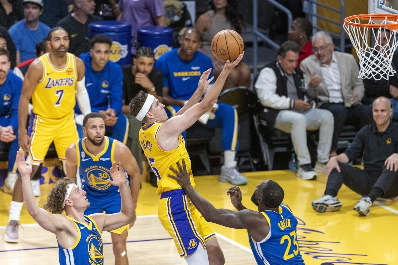 勇士揭幕战险胜湖人：库里惊魂一刻，巴特勒爆发，东契奇空砍43分