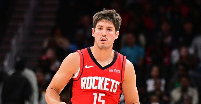 考辛斯建议：火箭欲出成绩 急需引入老将控卫助力谢泼德成长