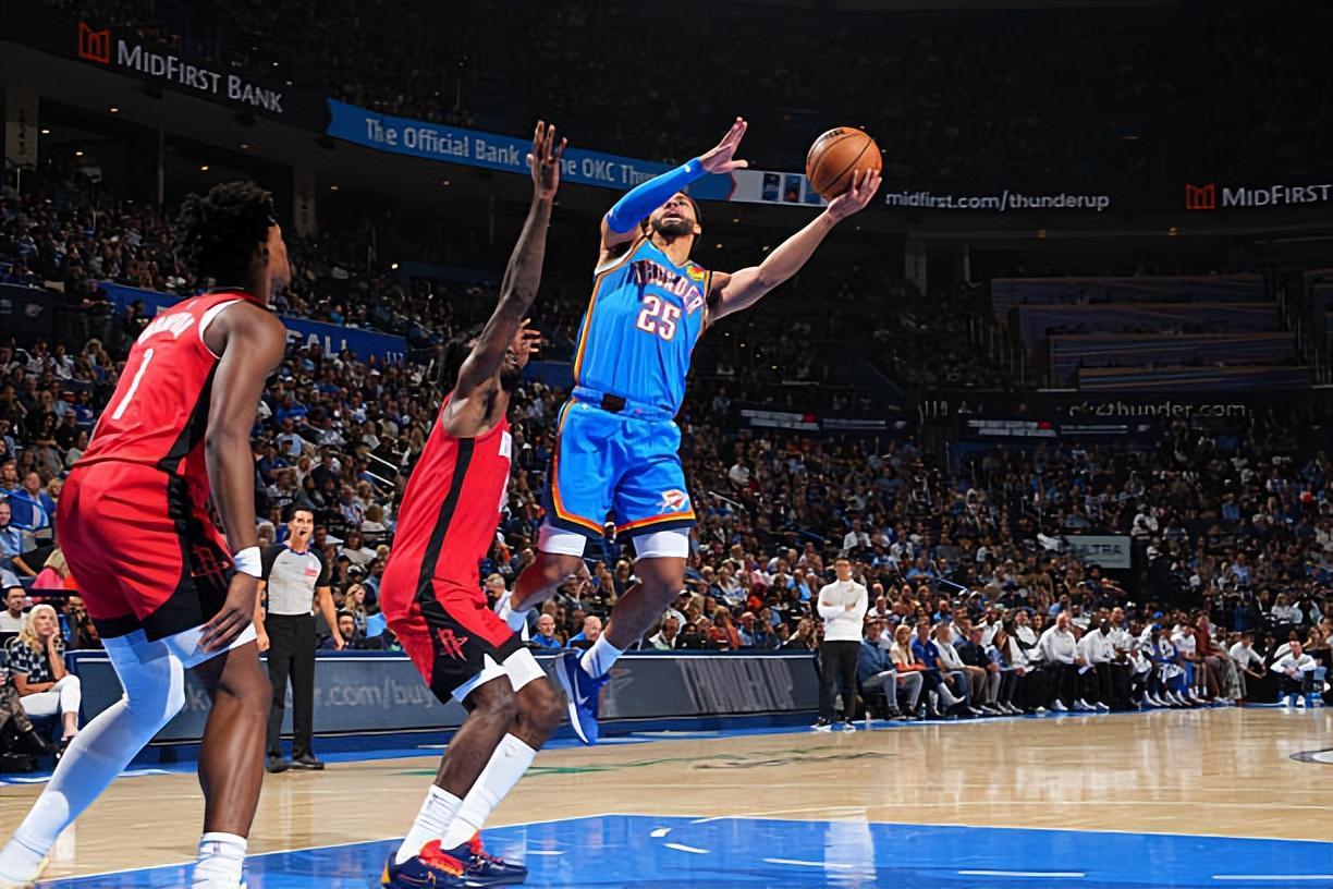 雷霆新星米切尔双加时爆发，出场时间受限成遗憾