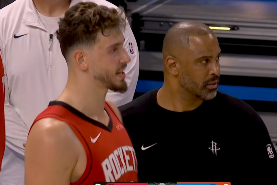 39+11+7！申京打爆总冠军，16顺位新星杨瀚森能学几分？