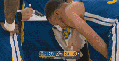 湖人VS勇士揭幕战：斯玛特锁肩引争议，东契奇首秀惊艳