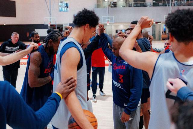 快船迎利好！揭幕战全员健康出战，新首发阵容冲击开门红