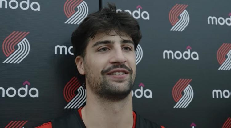 阿夫迪亚深度点评：杨瀚森的球场风格与天赋解析