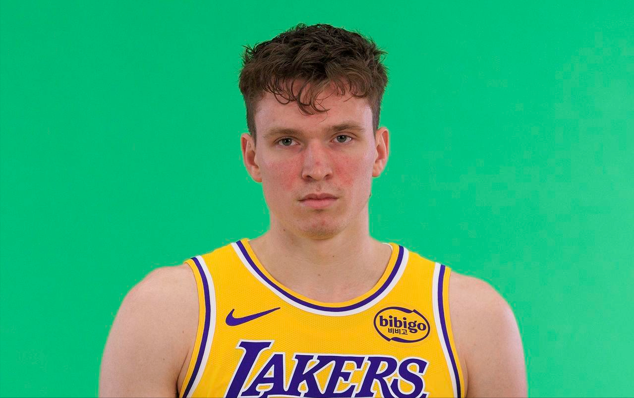 湖人季前赛低迷却转保障合同，佩林卡有何深意？