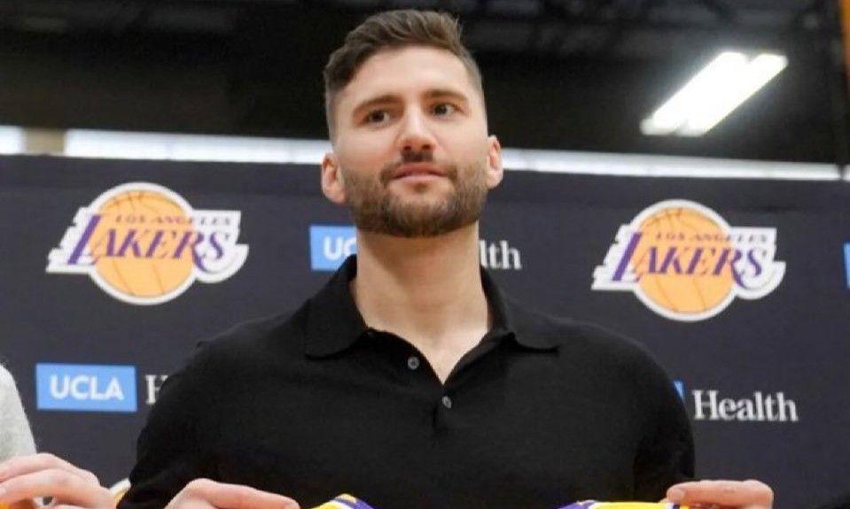 湖人官方确认：克勒贝尔因斜方肌拉伤将缺席至少两周，无缘揭幕战