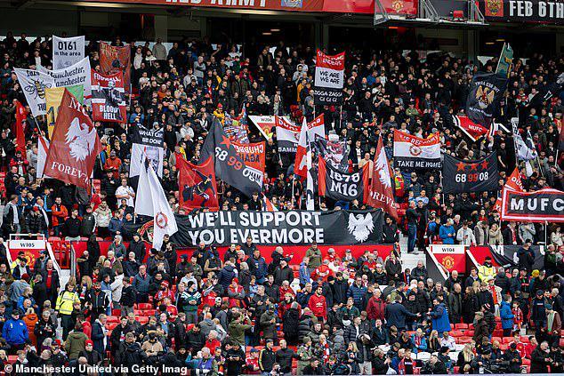 老特拉福德球场新增6000护栏座椅 11月全面竣工