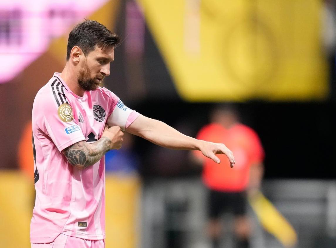 梅西三度荣膺美职联10月最佳球员，赛季数据创历史新高