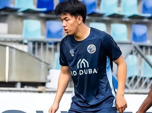 中国球员潜力爆发：王博豪荷乙连续5轮登场，未来可期