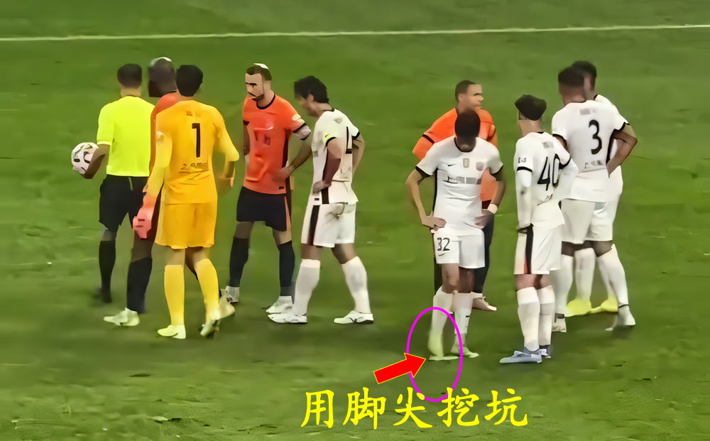 海港亚冠低迷中超称王？‘李帅挖坑’成中超新奇景