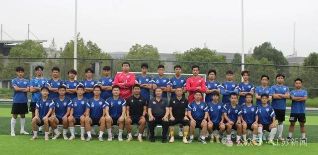 江苏高校巅峰对决：南大VS东大‘校超’足球赛即将开战