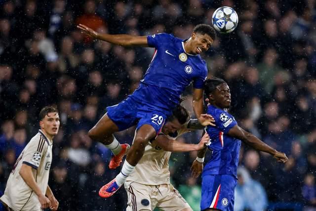 欧冠3连败0分垫底！125年豪门阿贾克斯再遭惨案，41岁少帅创尴尬纪录