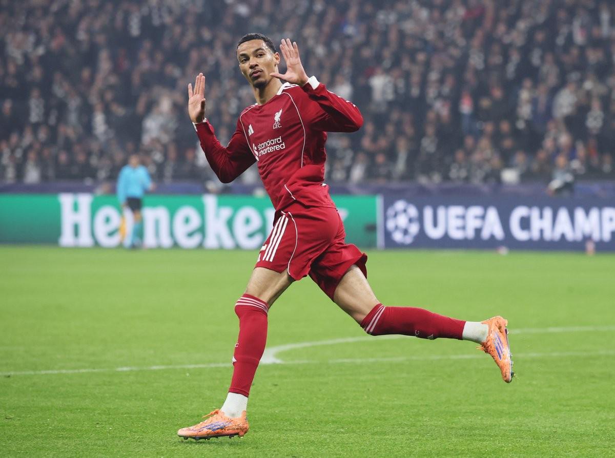 埃基蒂克里程碑：职业生涯第50球闪耀欧冠赛场