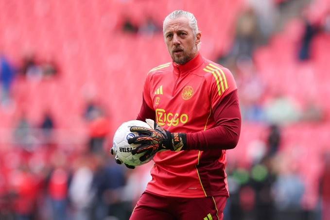 41岁348天！帕斯维尔创欧冠历史第三年长出场纪录