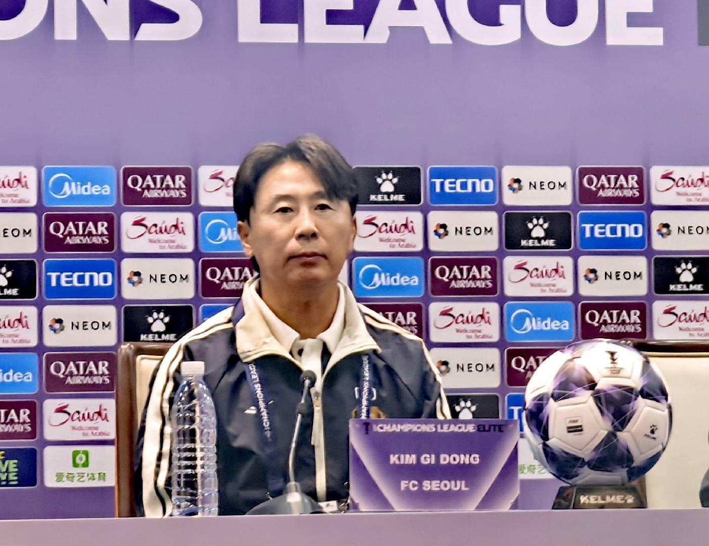 首尔主帅金基东：申花2-0胜首尔，浪费机会遭惩罚