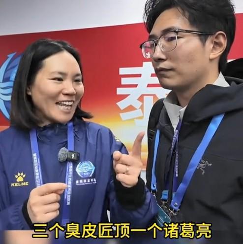 泰州队挺进苏超决赛，主帅周高萍：团队分工明确显威力